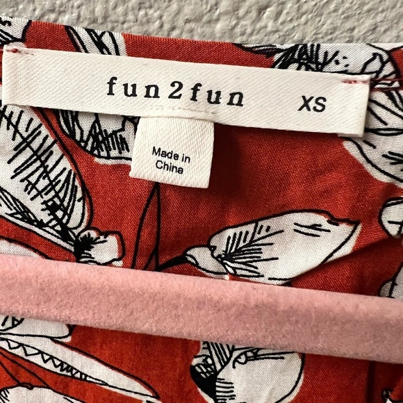 Orange Relaxed Pleated Blouse with Three-Quarter Sleeves -‎ XS / S - Picture 7 of 12